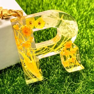 永生花字母滴膠鎖匙扣 - 淺黃花開