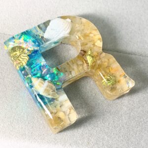 海洋系字母滴膠匙扣 - 金黃色沙灘