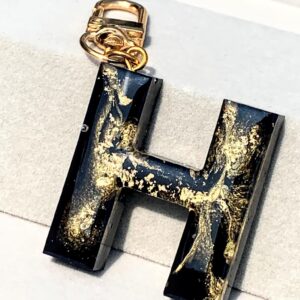 字母滴膠鎖匙扣 – 黑金系列H