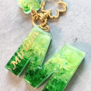 永生花字母滴膠鎖匙扣 -  馬卡龍系列（綠油油）
