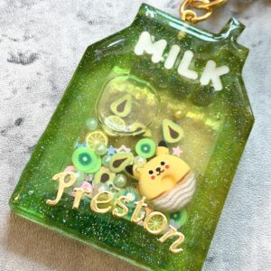 搖搖樂滴膠流沙匙扣 -  可愛牛奶盒