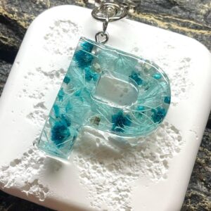 永生花字母滴膠鎖匙扣 - 恬靜優雅